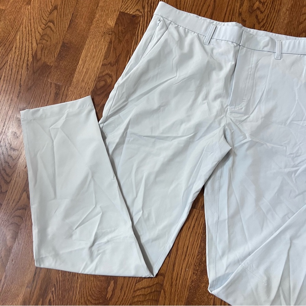 Fabletics The Only Pant - Picture 4 of 6